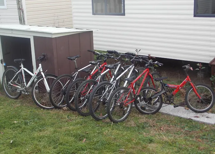 Le Coralys مكان تخييم